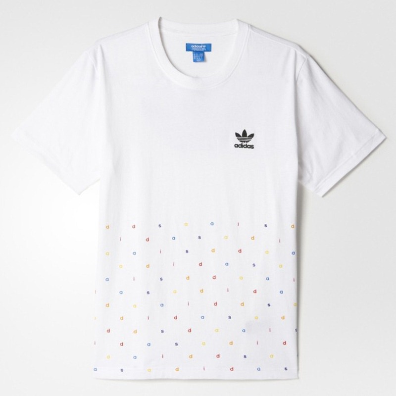 ���� AY8613